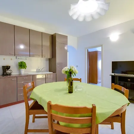 Apartment Bellavista Moscenicka Draga